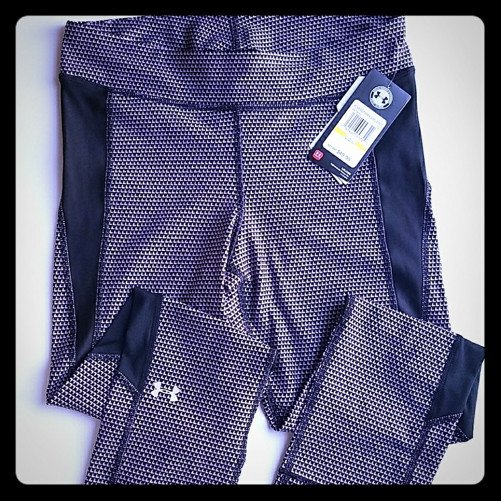Under Armour Compression Crop Yoga Pants